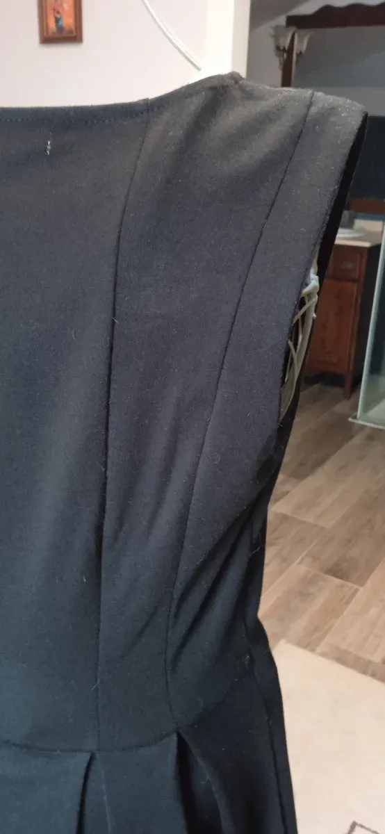 Vestido negro Lefties cuello Peter Pan