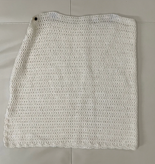 Falda blanca crochet hecha a mano