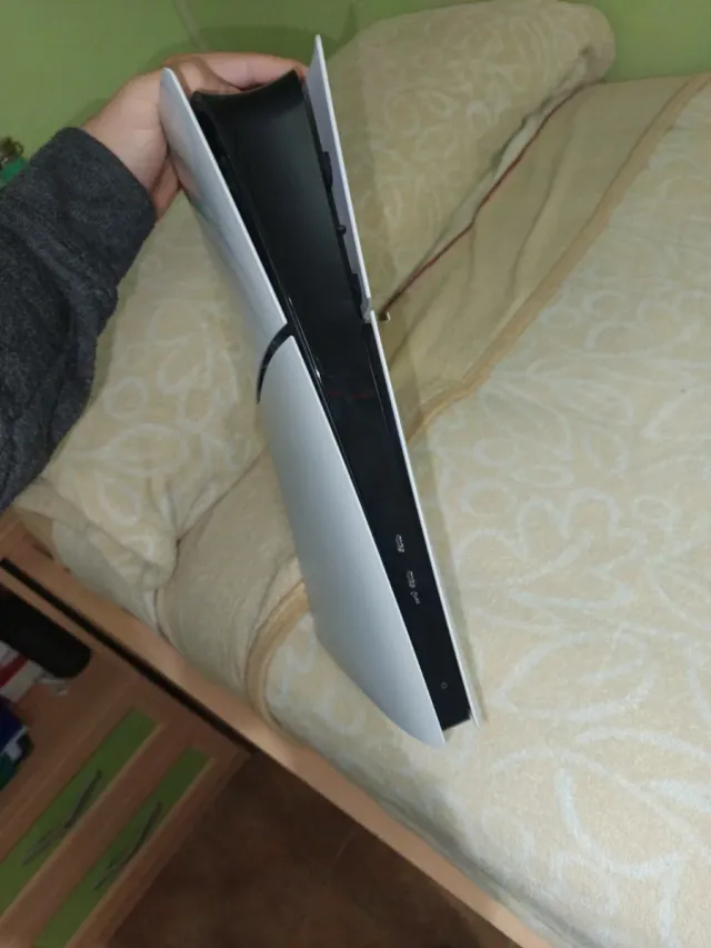 PlayStation 5 Slim Digital Edition Bianca