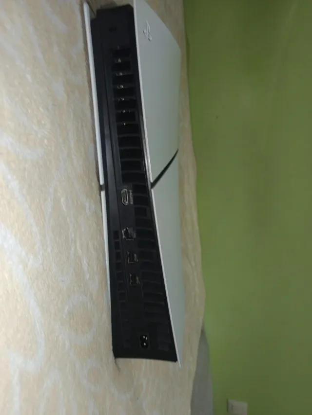 PlayStation 5 Slim Digital Edition Bianca