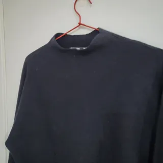 Jersey Mango cuello alto negro Talla M