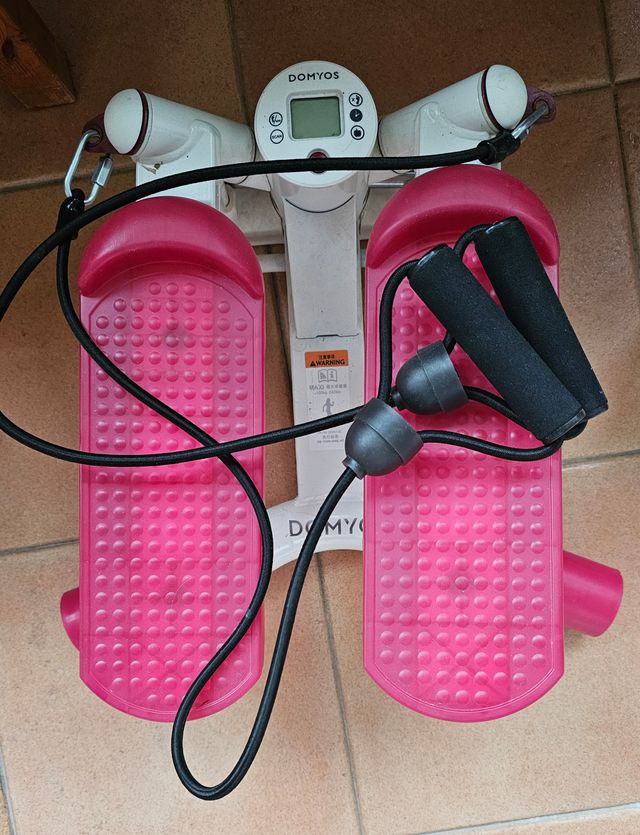 Mini Stepper DOMYOS con cuerdas