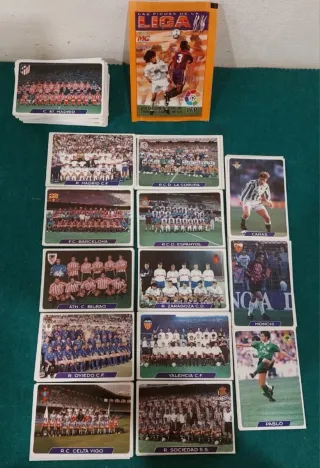 Tarjetas/Cromos Liga 95/96 de Mundicromo.