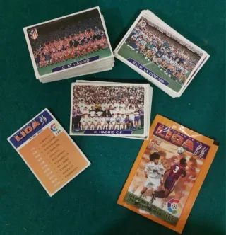 Tarjetas/Cromos Liga 95/96 de Mundicromo.
