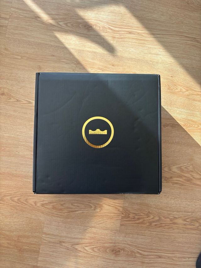 Nike LeBron 23 40K Gold Talla 41