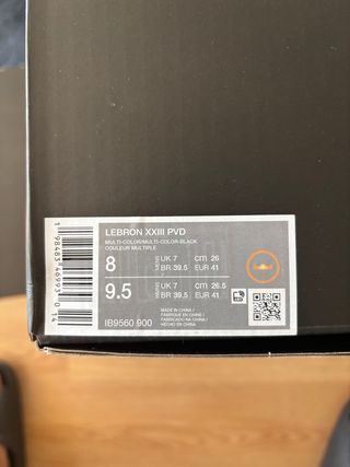 Nike LeBron 23 40K Gold Talla 41