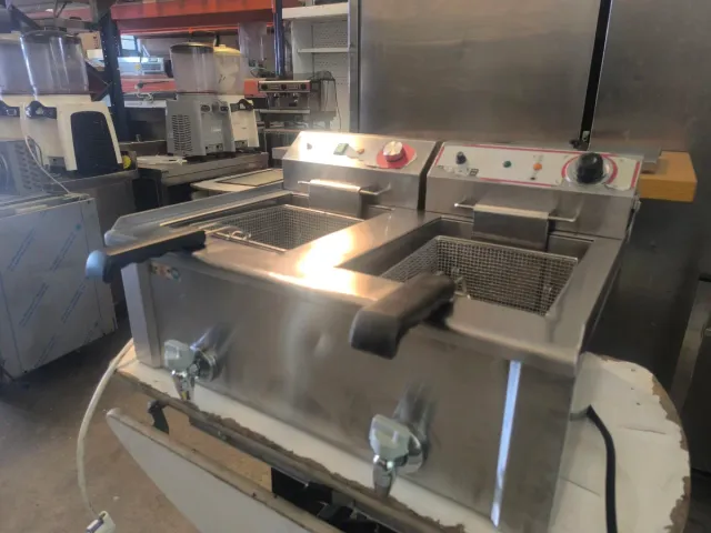 Freidora Eléctrica Doble