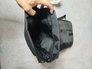 Riñonera Negra y Beige