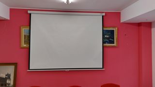 Pantalla Enrollable Proyecciones 200x200