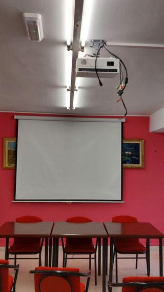 Pantalla Enrollable Proyecciones 200x200