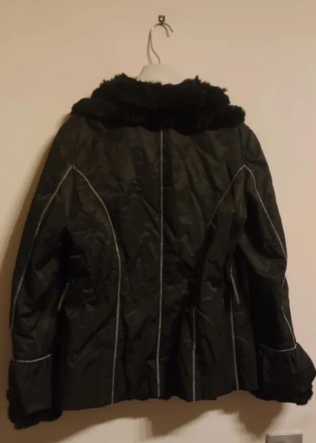 Abrigo corto CARAMELO cuello pelo