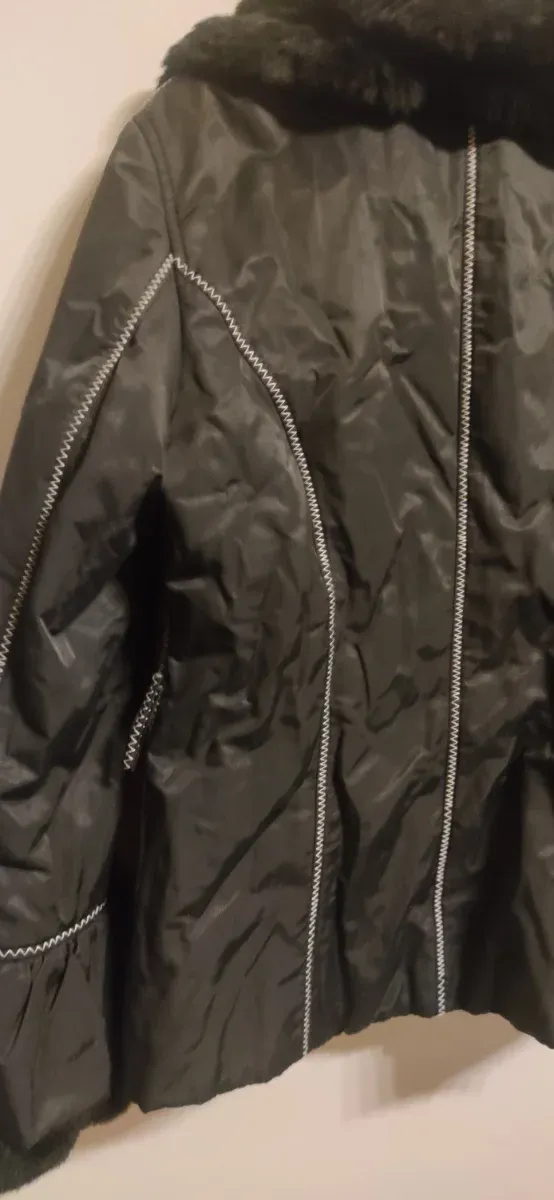 Abrigo corto CARAMELO cuello pelo