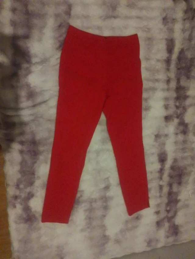 Pantalón rojo