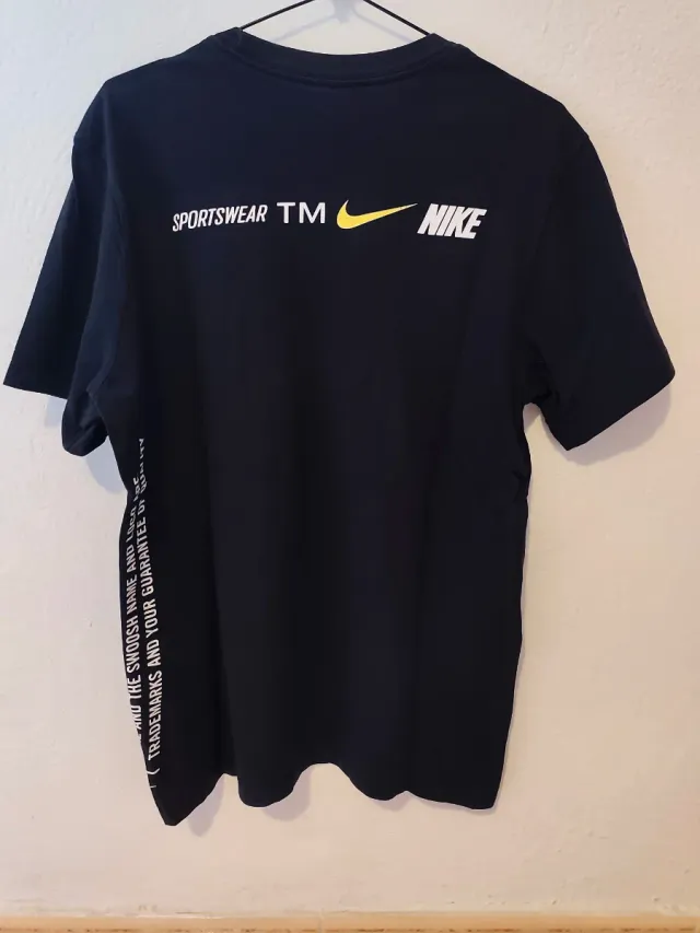 Maglietta Nike Taglia M Nera Uomo