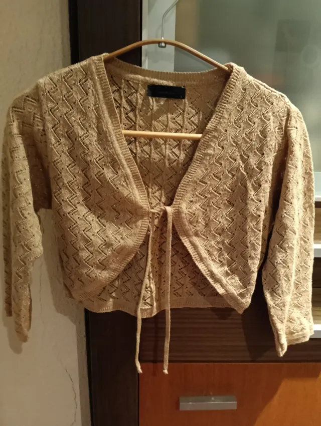 Bolero dorado beige tejido