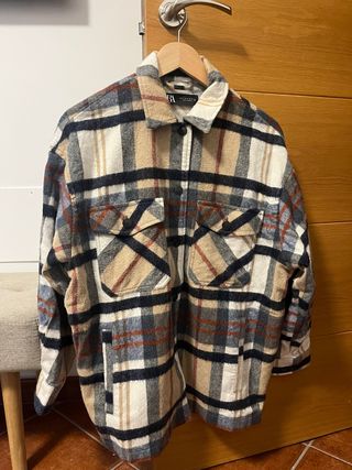 Chaqueta cuadros Zara oversize