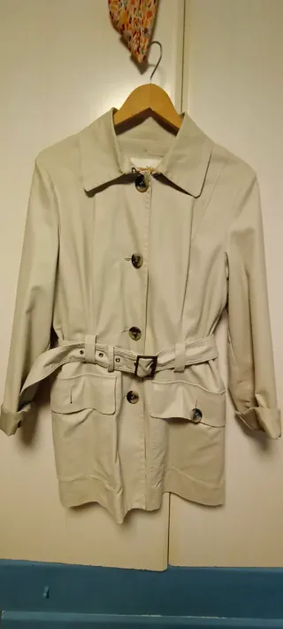 Gabardina beige mujer Muy poco uso.