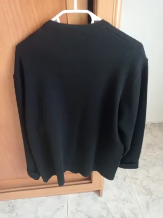 Chaqueta de punto negra para mujer