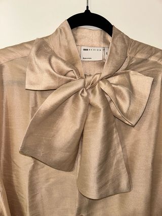 Camisa ASOS DESIGN con lazo