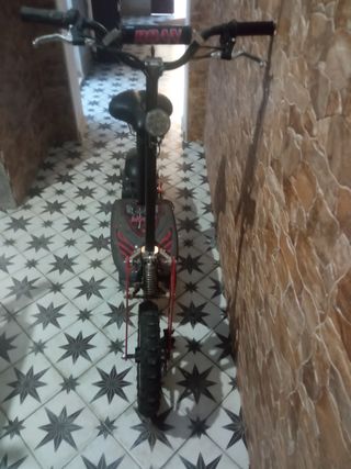 Patinete eléctrico hay que cambiar las baterías