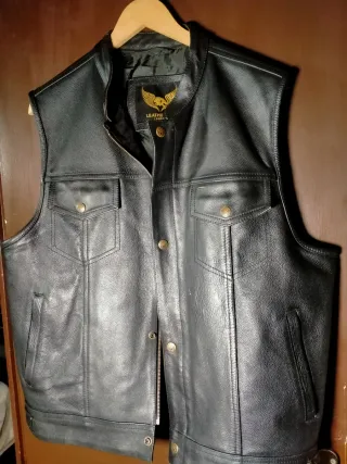 Chaleco de cuero LEATHERICK negro