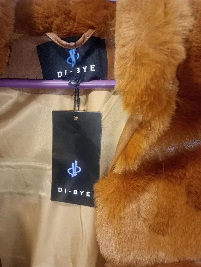 Abrigo Piel Sintética DI-BYE