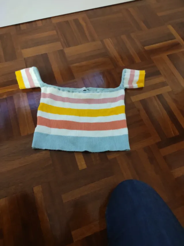 Camiseta de punto a rayas para chica