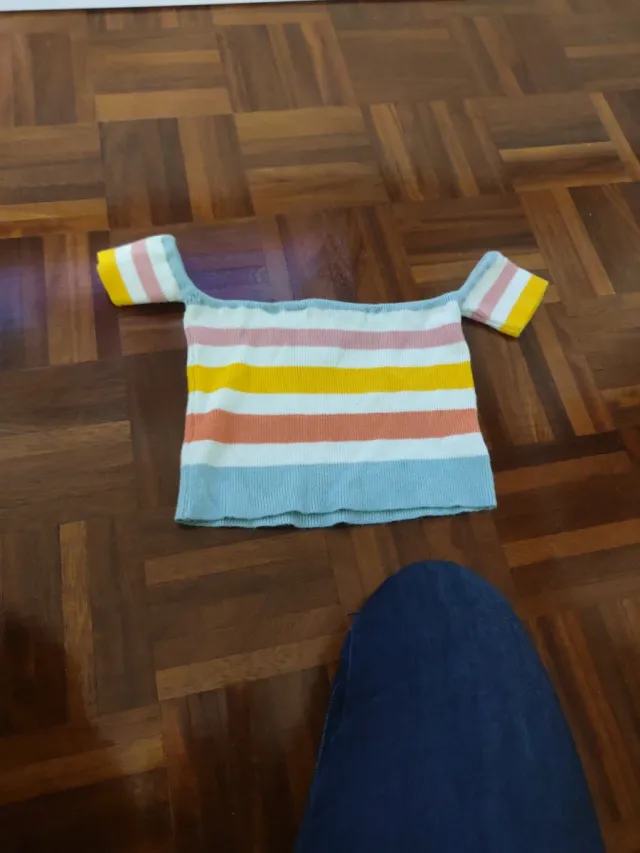 Camiseta de punto a rayas para chica