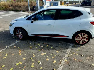 Renault Clio 2016.