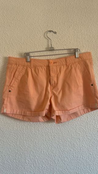 Pantalón corto salmón