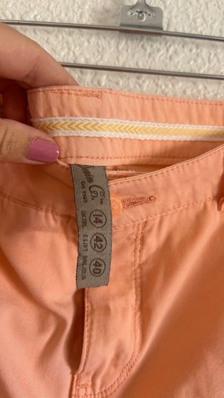 Pantalón corto salmón