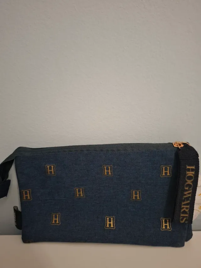Estuche Hogwarts Azul y Dorado Cerda