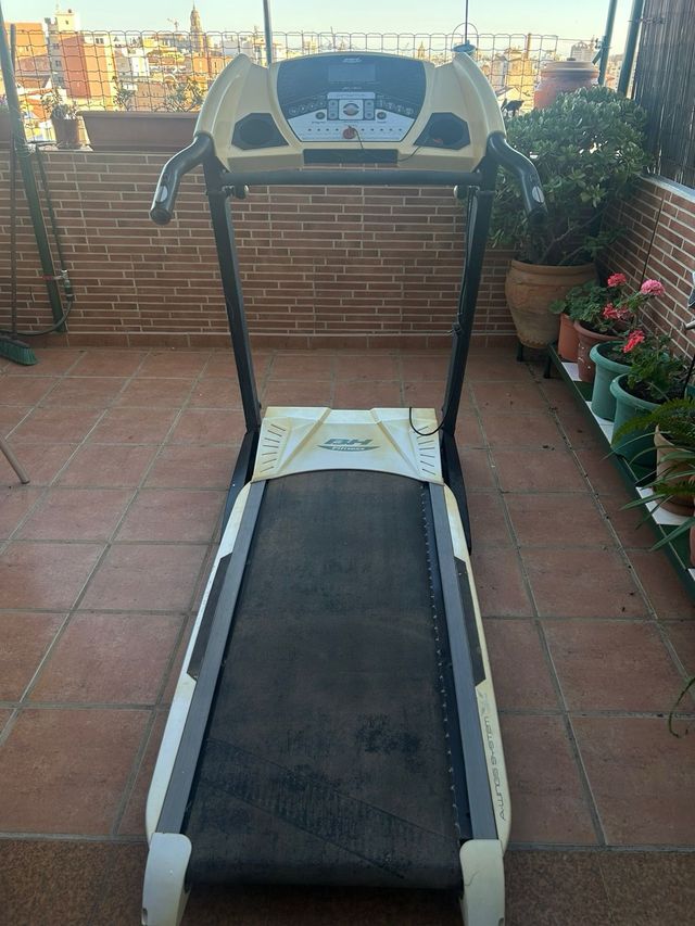 Cinta de Correr BH Fitness