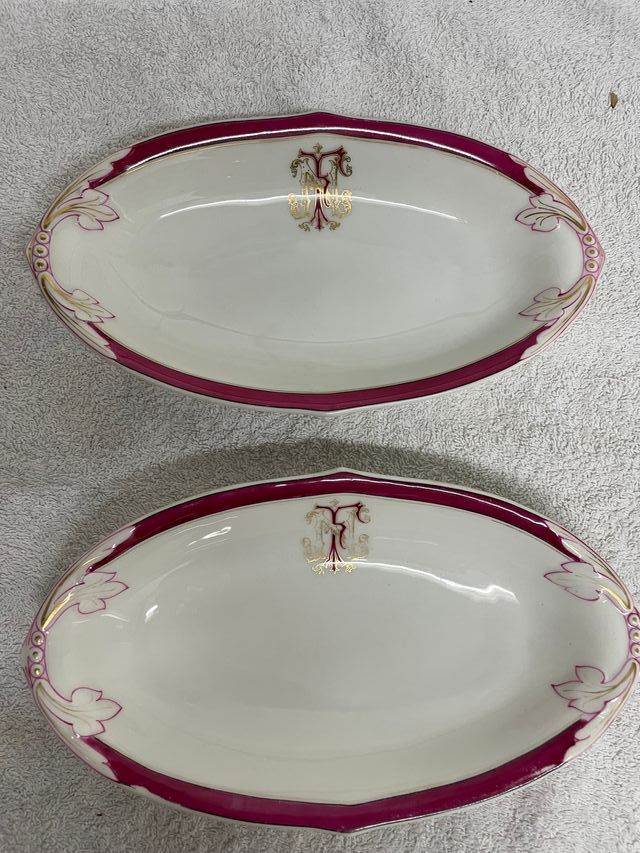 2 Bandejas Porcelana Francesa Oro y Blanco