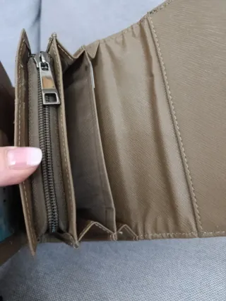 Portafoglio donna Eslee marrone con zip