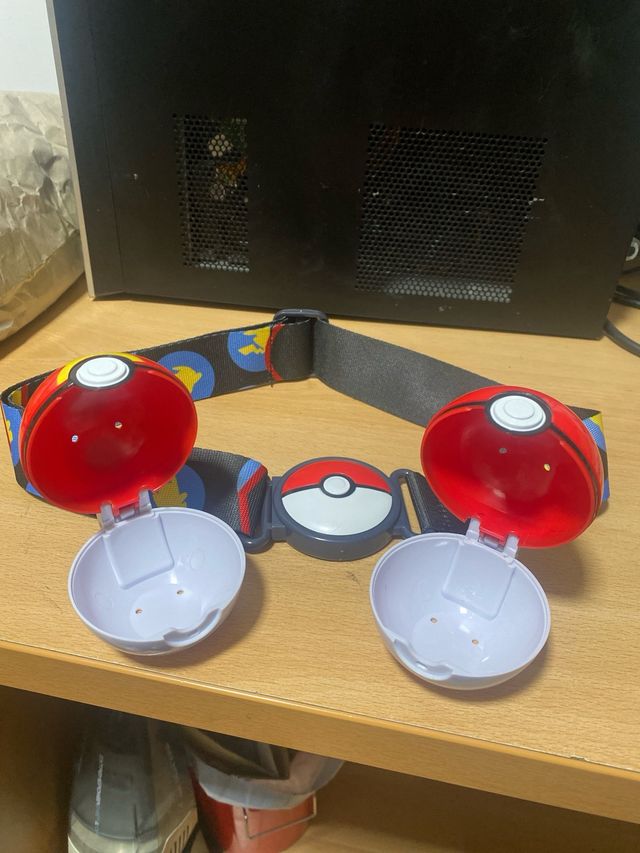 Cinturón Pokemon con Pokeballs