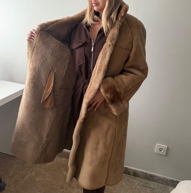 Abrigo lomos de cordero forro pelo beige/marrón