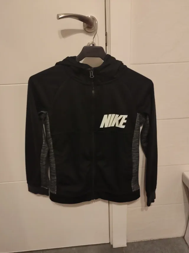 Sudadera Nike con capucha 10-12 años
