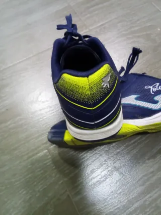 Zapatillas Futsal Azul y Amarillo