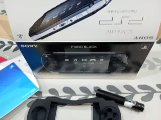 PSP Sony Piano Black + Accessori
