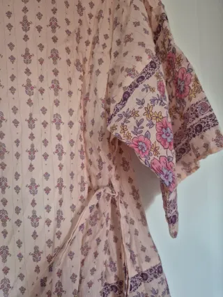 Bata ligera mujer estampado floral