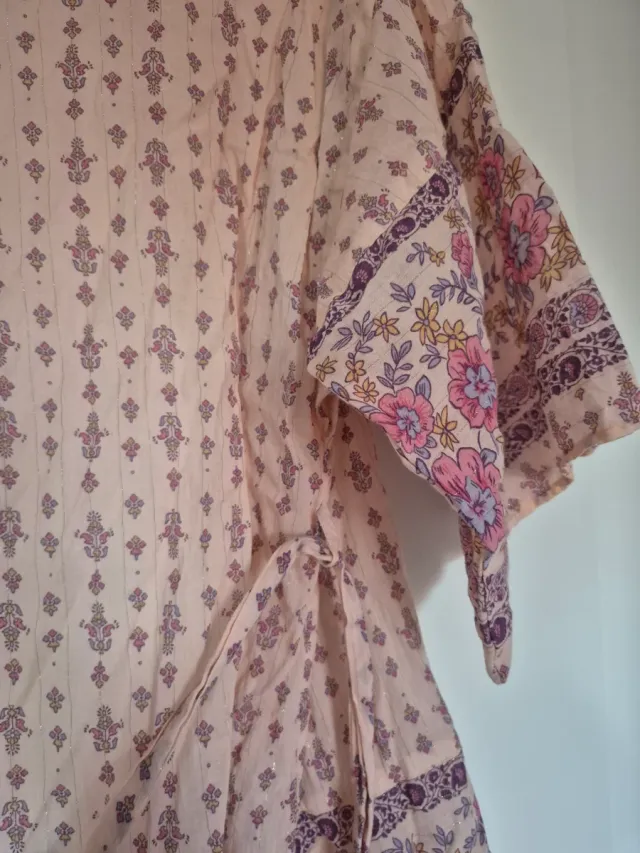 Bata ligera mujer estampado floral