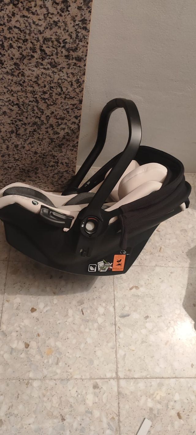 Maxi Cosi Janet Beige