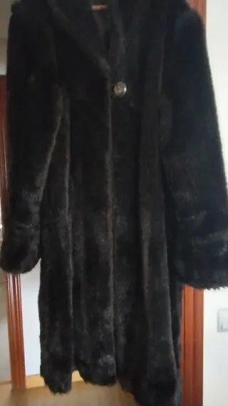 Abrigo negro elegante