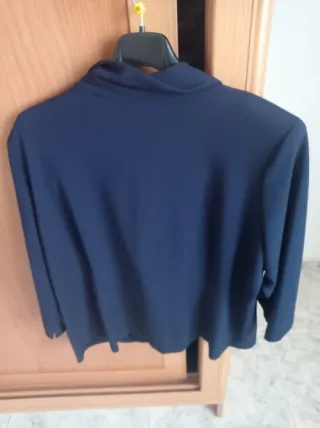 Chaqueta azul manga larga talla 48