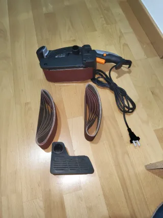 Lijadora de banda eléctrica