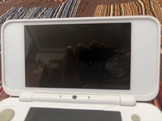 Nintendo 2DS XL Naranja y Blanco