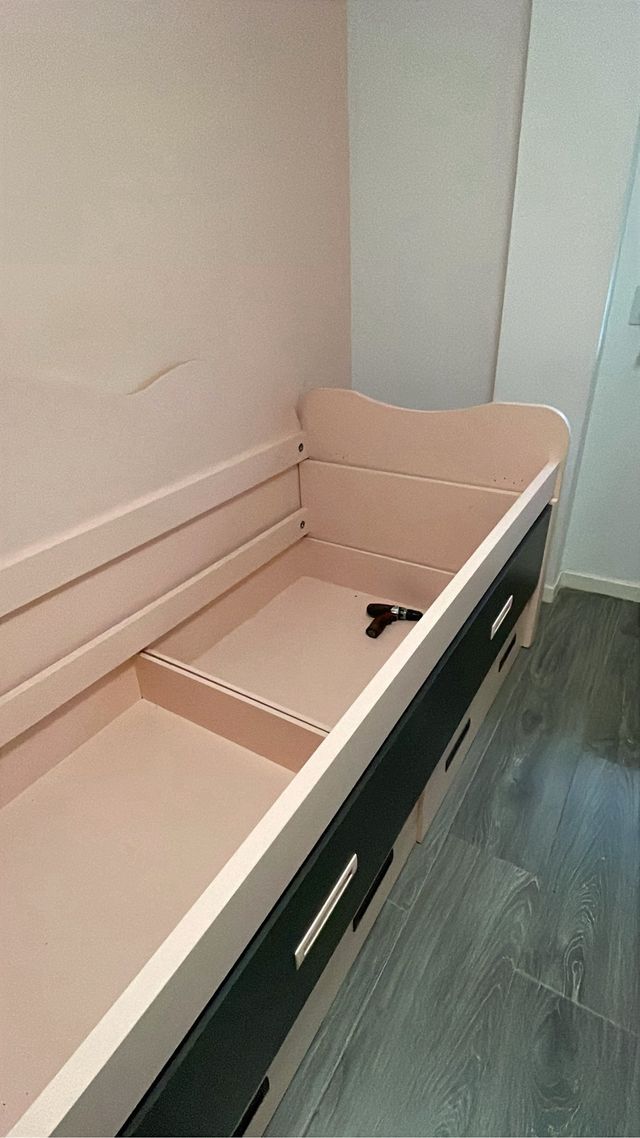 Cama nido infantil rosa con cajones