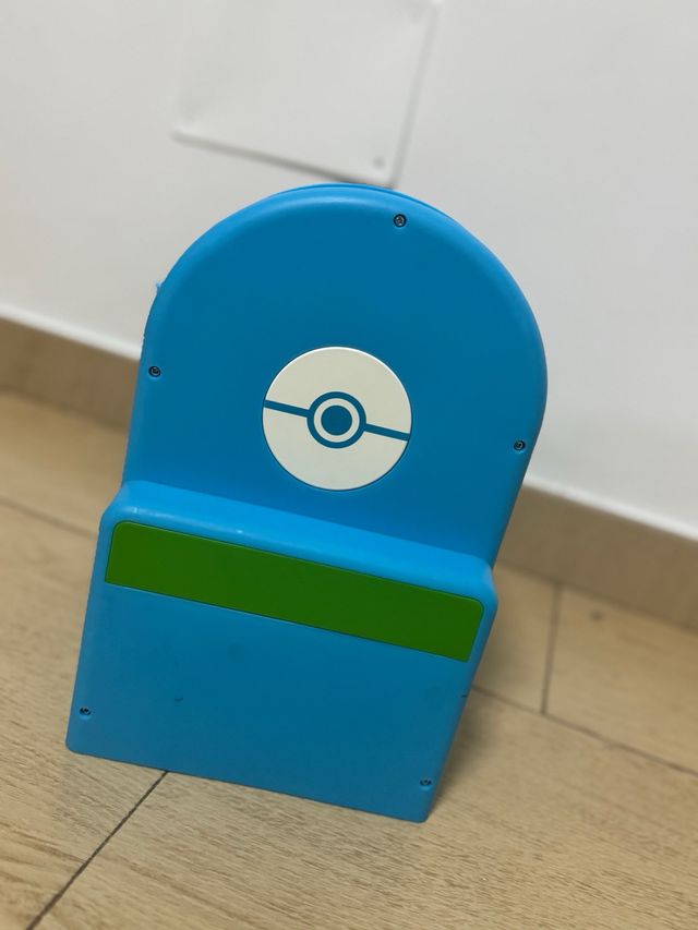 Mochila Pokémon Juguete con 2 Figuras