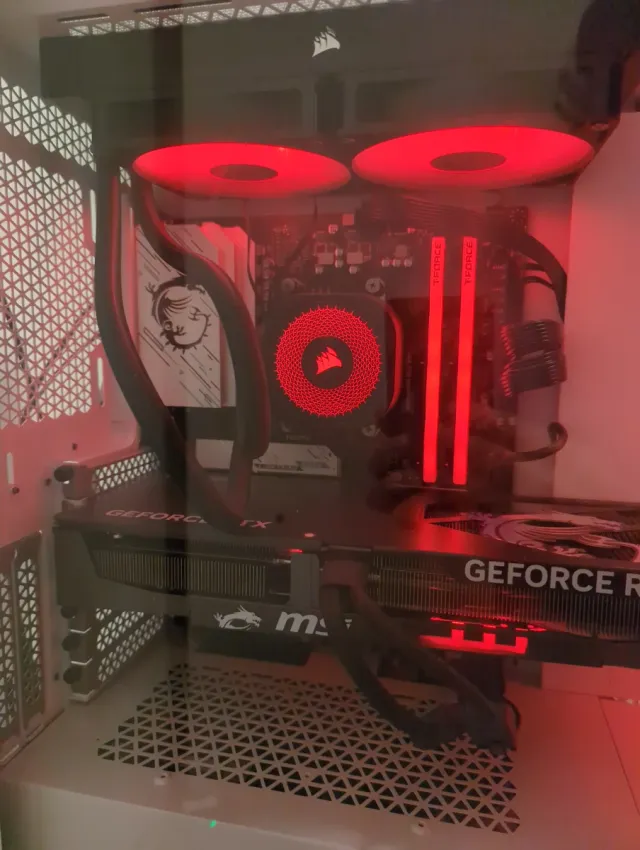 PC Gaming RTX 5070 OC DDR5 7200MHz Ryzen 5 9600x